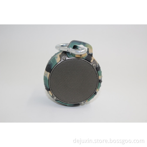2015 latest high-end outdoor portable waterproof bluetooth speaker